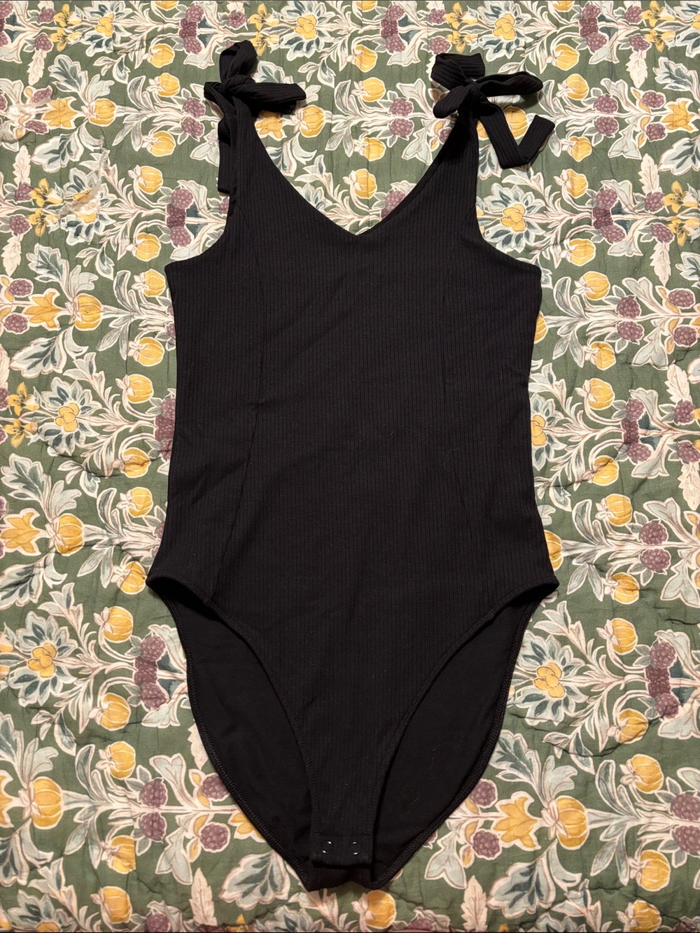 Old Navy Black Ribbed V-Neck Tie-Shoulder Bodysuit